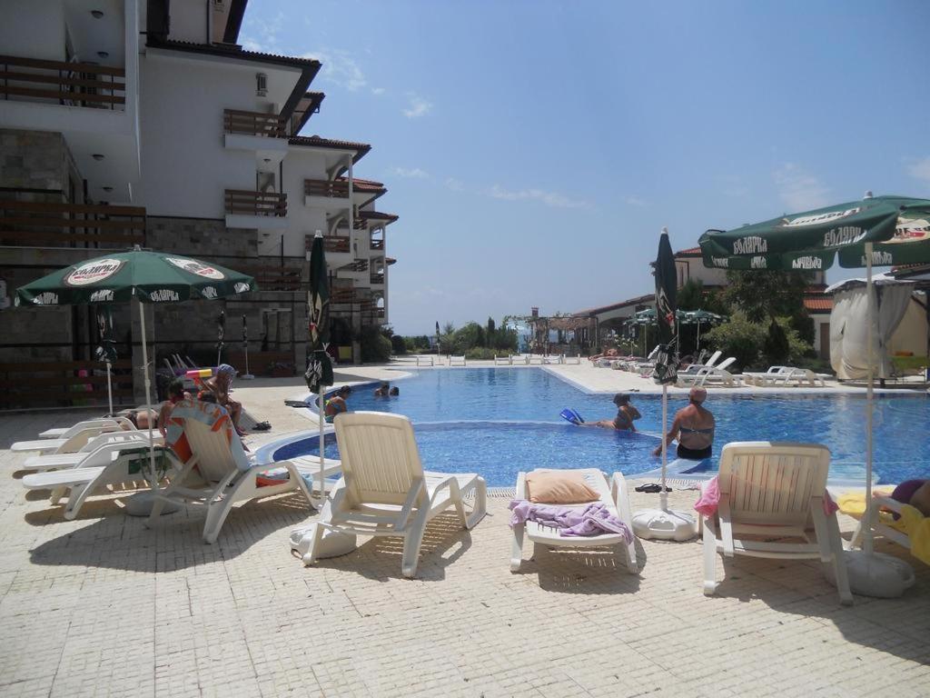 Vm Apartments Robinson Beach Поморие Екстериор снимка