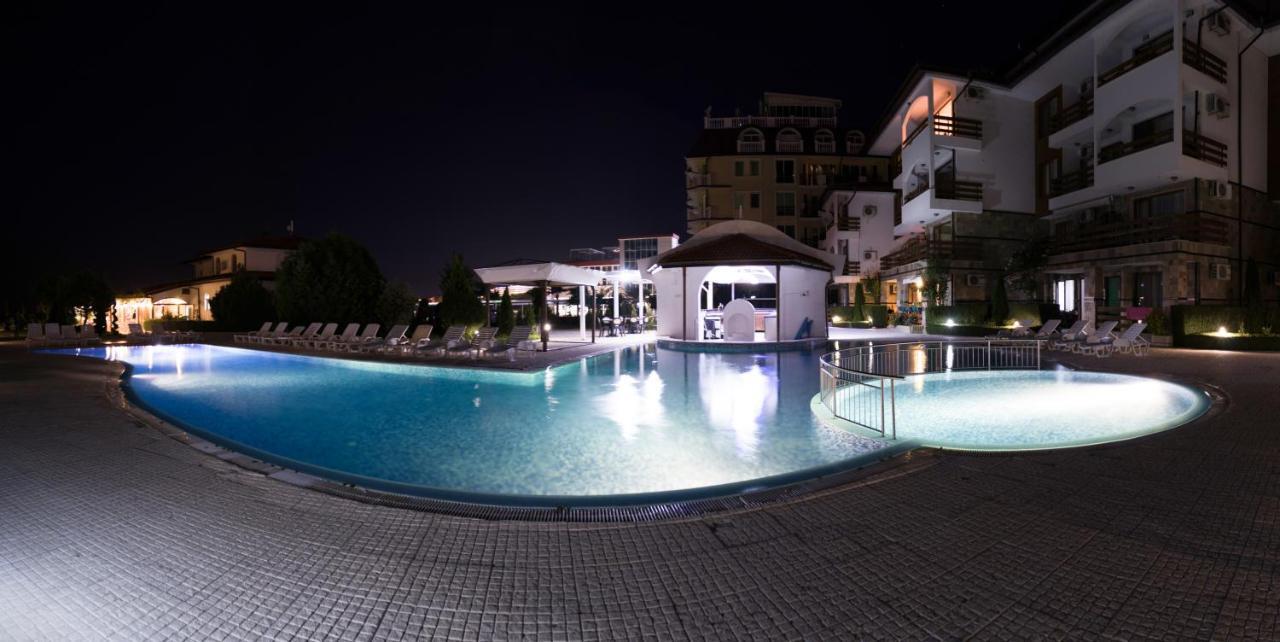 Vm Apartments Robinson Beach Поморие Екстериор снимка